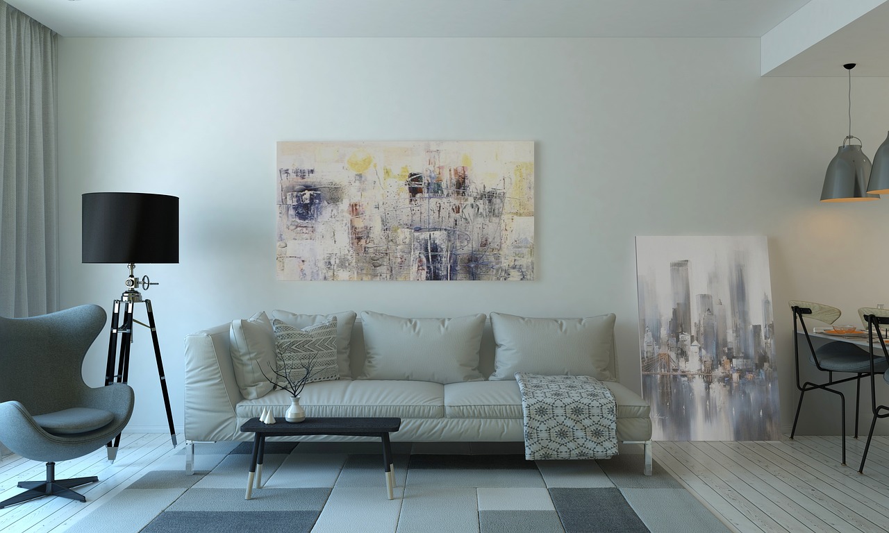 Minimalistische woonkamer met Pinatex stoelhoezen.